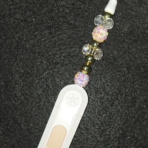 Elegant Beaded Keychain with Gold and White Accents